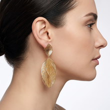 Load image into Gallery viewer, 4W023 - Earring, Brass, Imitation Gold, , No Stone