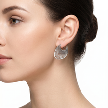 Load image into Gallery viewer, 4W037 - Earring, Brass, Imitation Rhodium , No Stone