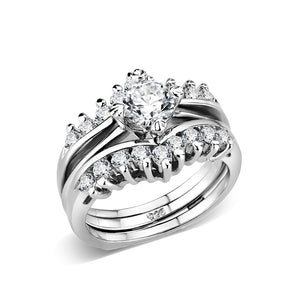 LO5S075- Sterling Silver Ring with CZ In Clear High Polished( NO Plating)