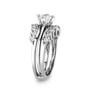 LO5S076- Sterling Silver Ring with CZ In Clear High Polished( NO Plating)