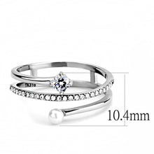 Load image into Gallery viewer, DA134 - High polished (no plating) Stainless Steel Ring with AAA Grade CZ  in Clear