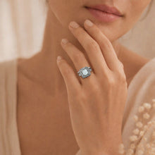 Load image into Gallery viewer, TK1088 - High polished (no plating) Stainless Steel Ring with AAA Grade CZ  in Clear