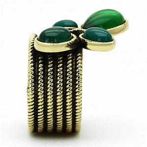 TK1104 - IP Gold(Ion Plating) Stainless Steel Ring with Synthetic Synthetic Glass in Emerald