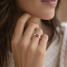 Load image into Gallery viewer, TK1221 - High polished (no plating) Stainless Steel Ring with AAA Grade CZ  in Ruby