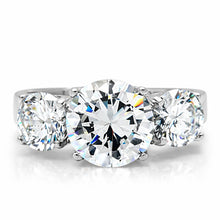 Load image into Gallery viewer, TK168 - High polished (no plating) Stainless Steel Ring with AAA Grade CZ  in Clear