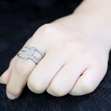 Load image into Gallery viewer, TK3702 - High polished (no plating) Stainless Steel Ring with Top Grade Crystal  in Clear