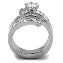 Load image into Gallery viewer, TK976 - High polished (no plating) Stainless Steel Ring with AAA Grade CZ  in Clear