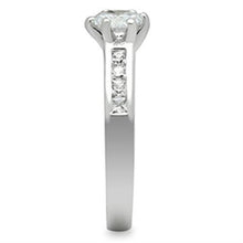 Load image into Gallery viewer, SS058 - Silver 925 Sterling Silver Ring with AAA Grade CZ  in Clear