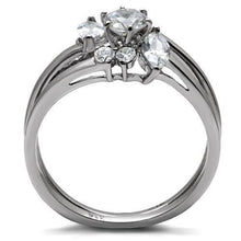 Load image into Gallery viewer, TK096 - High polished (no plating) Stainless Steel Ring with AAA Grade CZ  in Clear