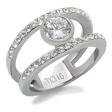 Load image into Gallery viewer, TK171 - High polished (no plating) Stainless Steel Ring with AAA Grade CZ  in Clear