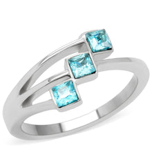 Load image into Gallery viewer, LOTK180 - High polished (no plating) Stainless Steel Ring with Synthetic Synthetic Glass in Sea Blue