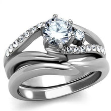 Load image into Gallery viewer, TK2118 - High polished (no plating) Stainless Steel Ring with AAA Grade CZ  in Clear