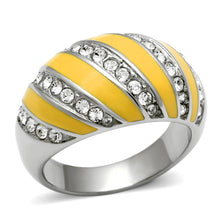 Load image into Gallery viewer, TK506 - High polished (no plating) Stainless Steel Ring with Top Grade Crystal  in Clear