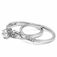 Load image into Gallery viewer, TK694 - High polished (no plating) Stainless Steel Ring with AAA Grade CZ  in Clear