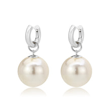 Load image into Gallery viewer, 3W1741 - Imitation Rhodium Brass Earring with Synthetic in White