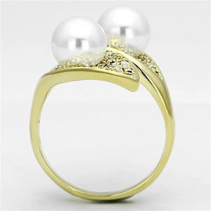 3W522 - Gold Brass Ring with Synthetic Pearl in White