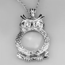 Load image into Gallery viewer, 3W919 - Rhodium Brass Magnifier pendant with Top Grade Crystal  in Clear