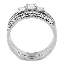 Load image into Gallery viewer, DA062 - High polished (no plating) Stainless Steel Ring with AAA Grade CZ  in Clear