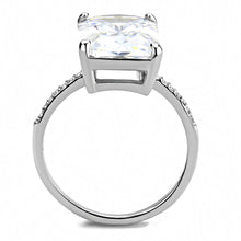 Load image into Gallery viewer, DA131 - High polished (no plating) Stainless Steel Ring with AAA Grade CZ  in Clear