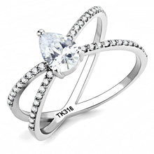 Load image into Gallery viewer, DA135 - High polished (no plating) Stainless Steel Ring with AAA Grade CZ  in Clear