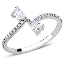 Load image into Gallery viewer, DA139 - High polished (no plating) Stainless Steel Ring with AAA Grade CZ  in Clear